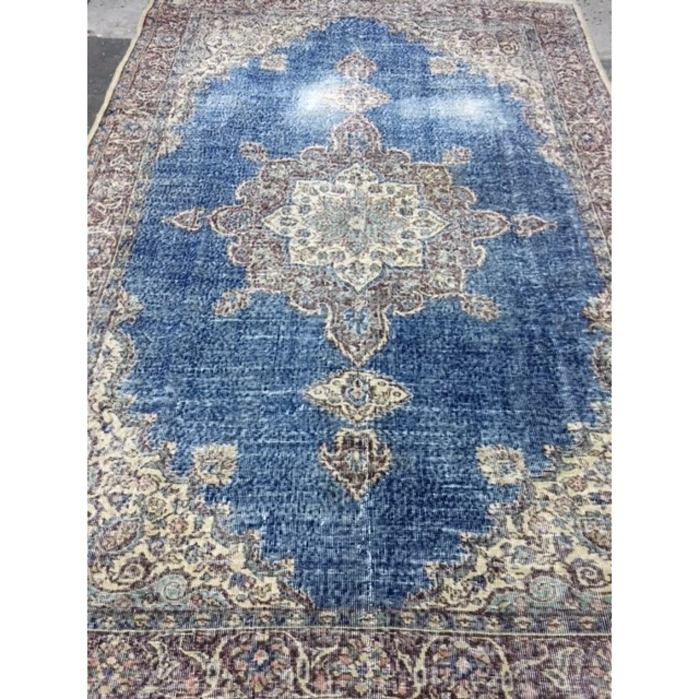 vintage blauw met medaillon